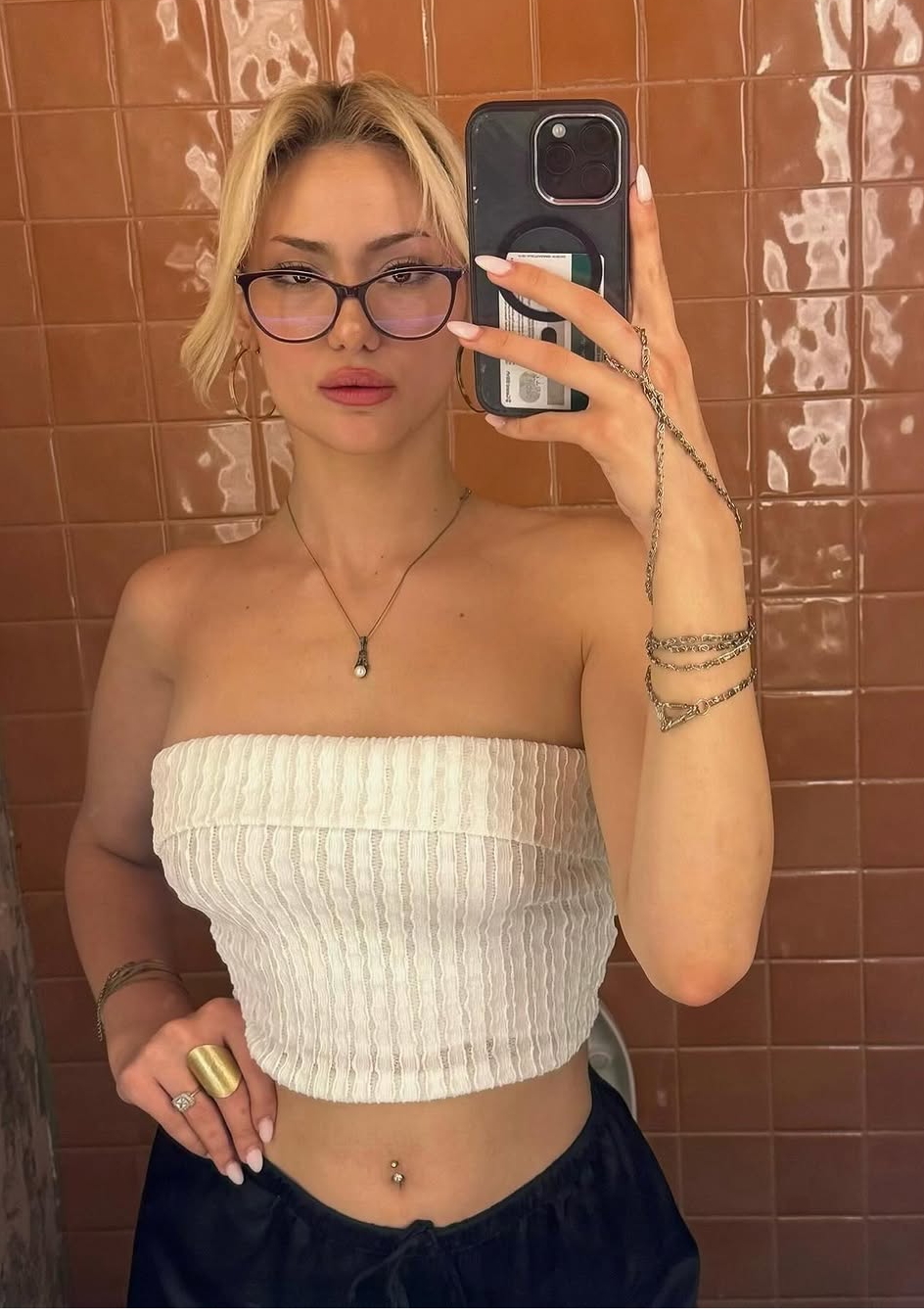 Nazilli Herşeyi Paylaşacağım Kadın Escort Gülden